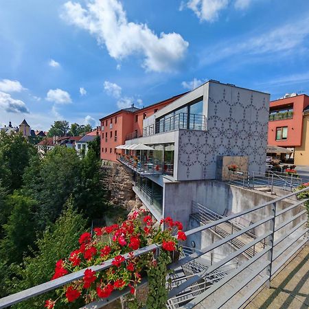 Hotel Rajska Zahrada Nove Mesto nad Metuji Ngoại thất bức ảnh