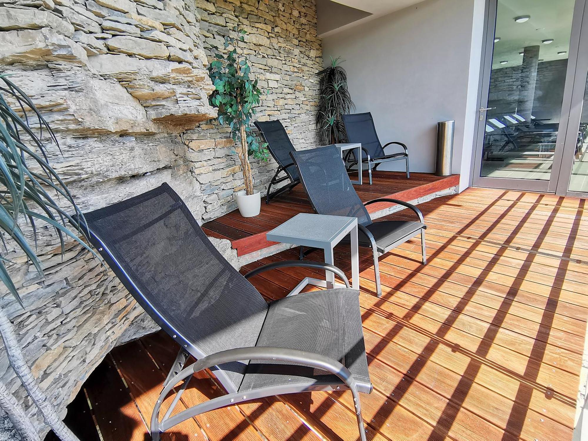 Hotel Rajska Zahrada Nove Mesto nad Metuji Ngoại thất bức ảnh