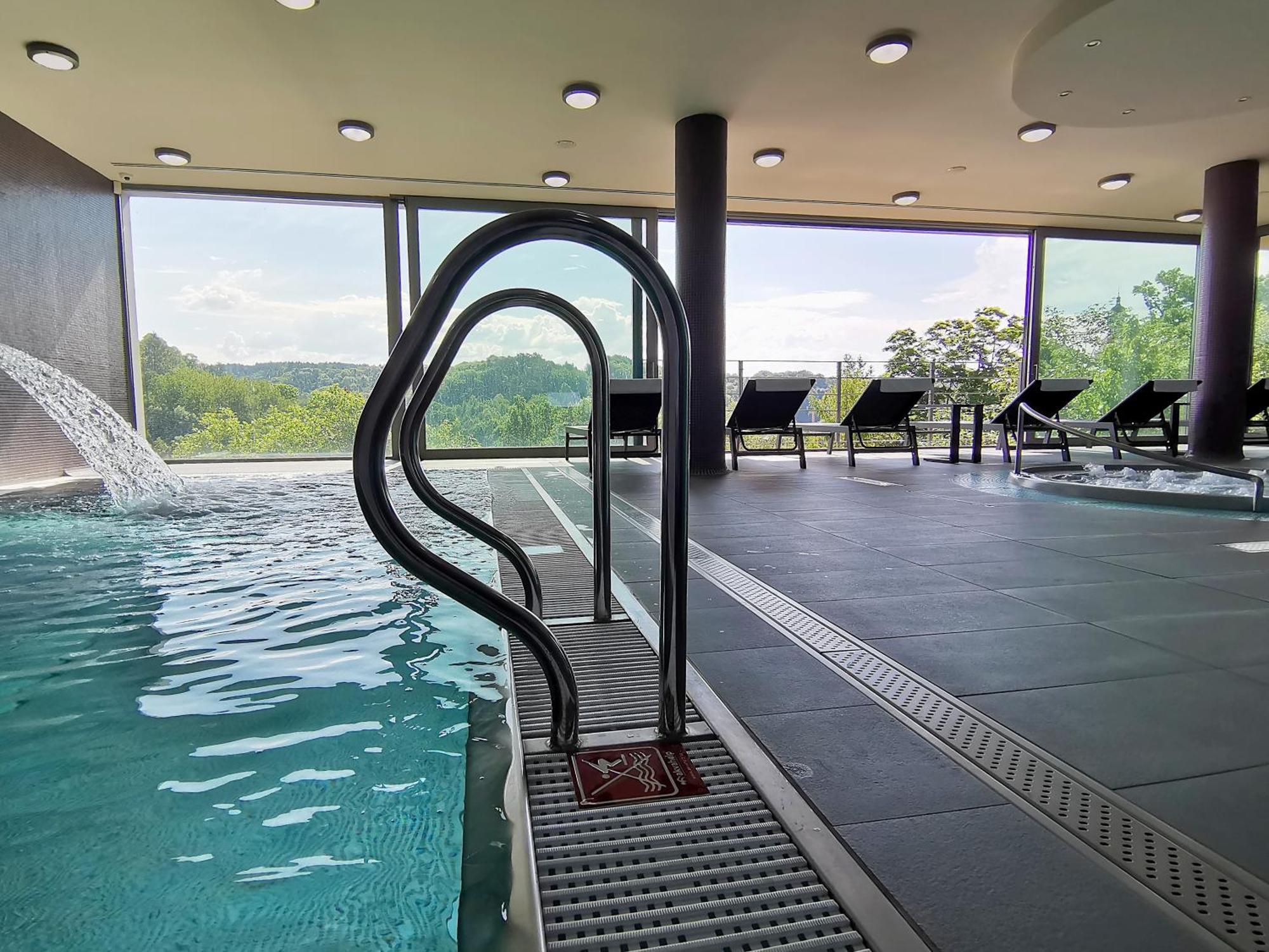 Hotel Rajska Zahrada Nove Mesto nad Metuji Ngoại thất bức ảnh