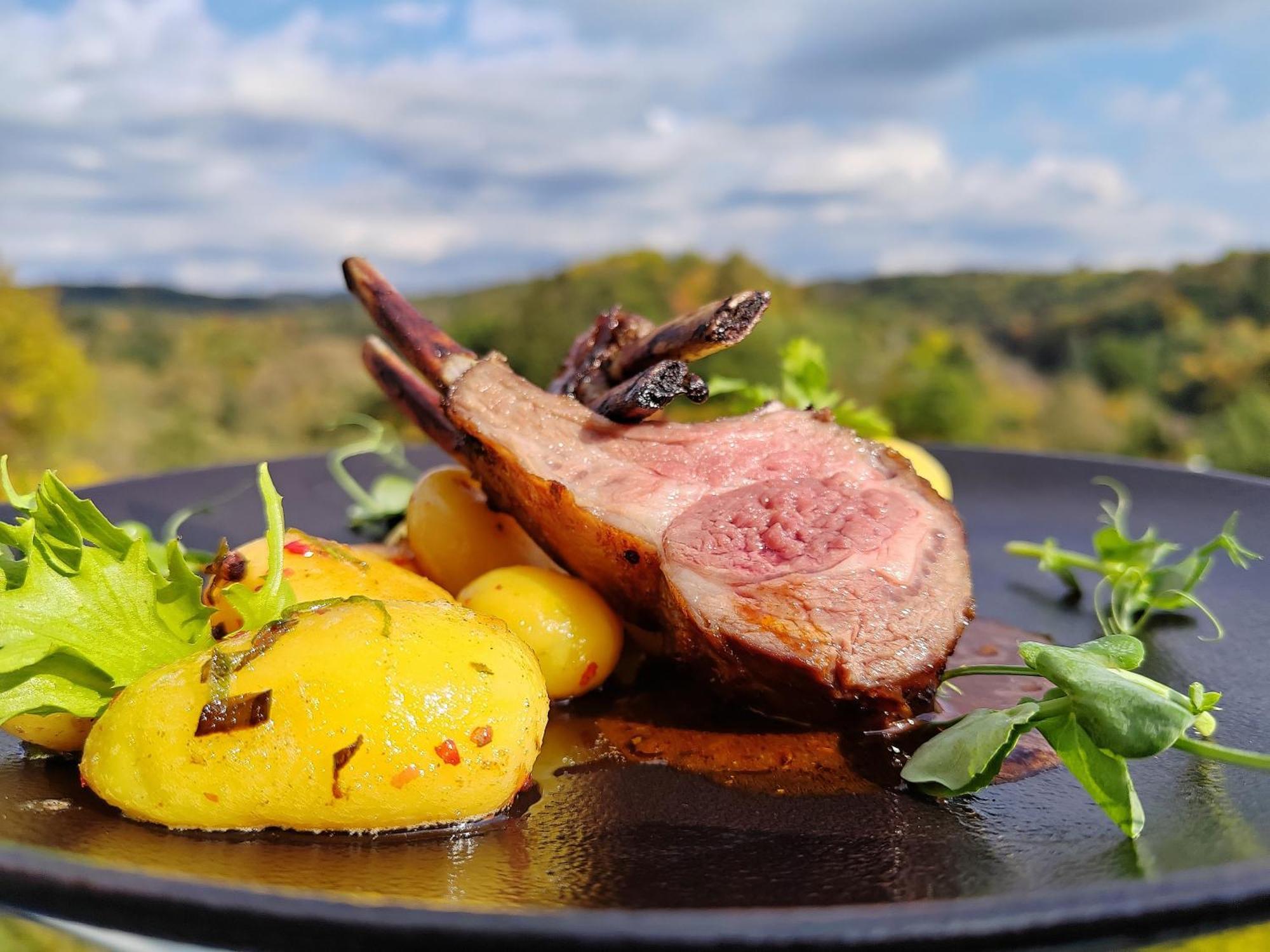 Hotel Rajska Zahrada Nove Mesto nad Metuji Ngoại thất bức ảnh